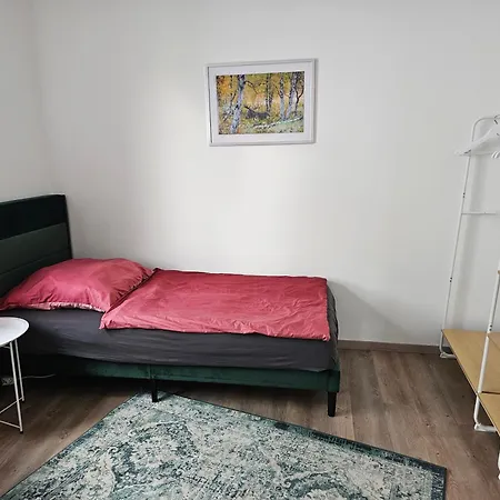 Moderne Doppelhaushaelfte In 度假居 *