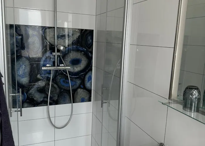 Dom wakacyjny Moderne Doppelhaushaelfte In